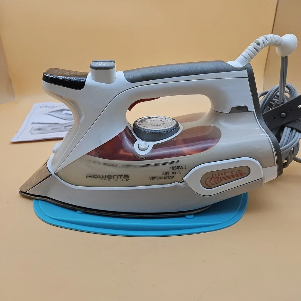 Rowenta Steamium DW9080 steam iron 1800 Watts Made In Germany Tested Works